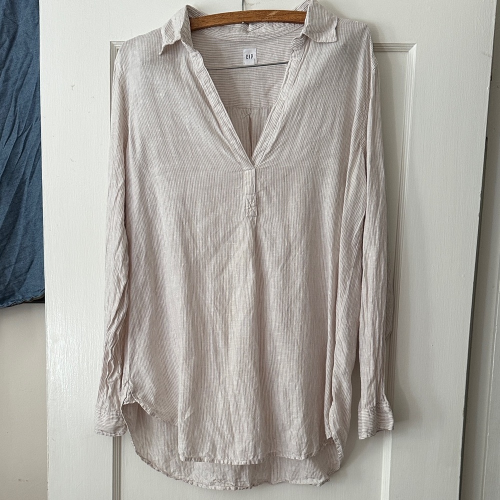 Gap large Women's tan and cream striped linen Blouse